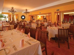 Oasis Palm Cancun Restaurants