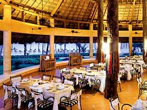 Barcelo Maya Colonail offers guests 8 restaurants choices