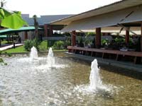 Fountain and gardens surround guests at the Barcelo Maya Colonial