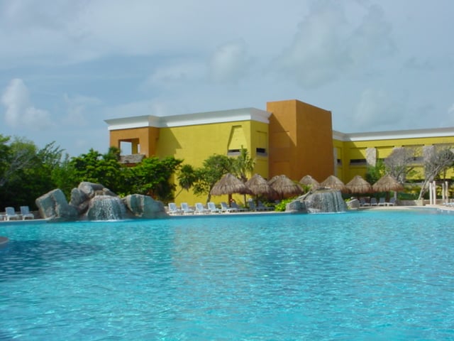 Iberostar Lindo offers 4 large free form pools