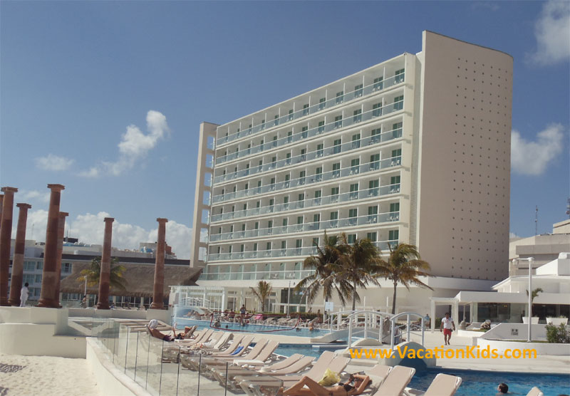 view of grounds, pool and new tower at the Krystal hotel Cancun Resort
