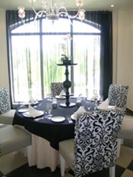 8 Elegant dining venues offering delicious food await your family at Dreams Palm Beach