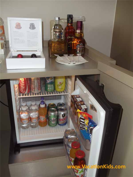 Mini bar at the Paradisus La Esmeralda all inclusive resort