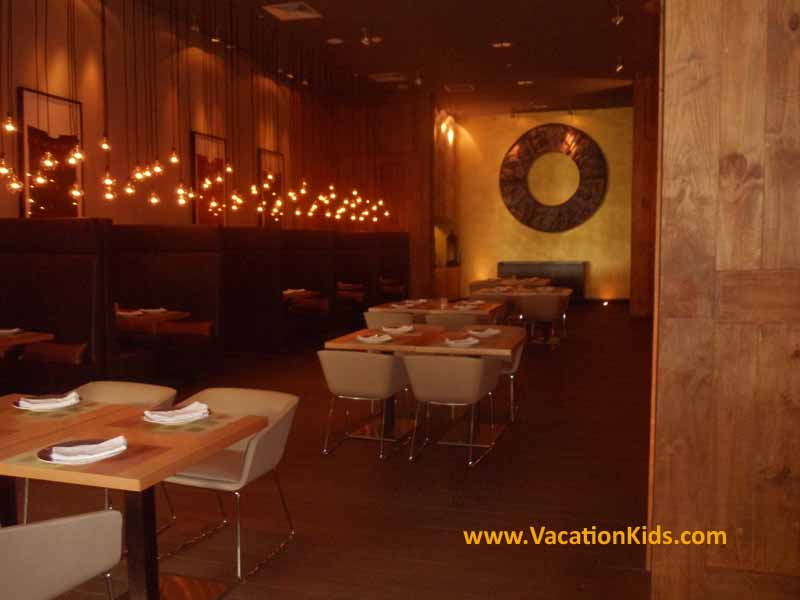 Adult and family friendly dining options at the Paradisus La Esmeralda Resort