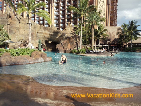 82,000 foot zero entry pool for guests to enjoy at the Disney Aulani Resort