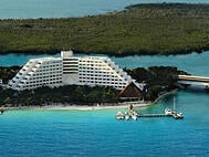 crown paradise hotel