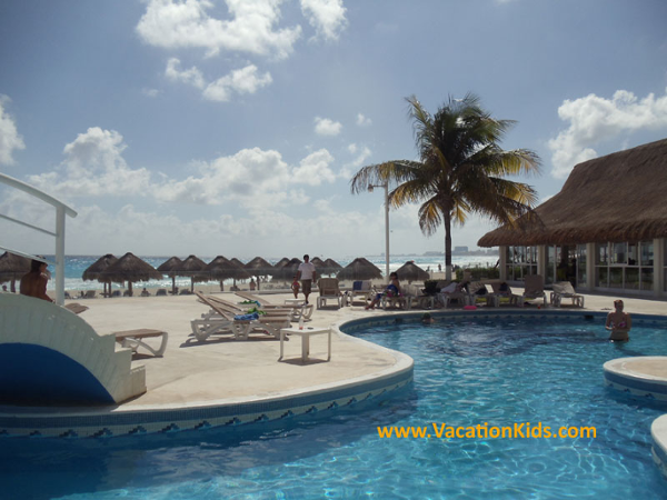 There is a long, winding pool for families to enjoy at the Krystal hotel Cancun
