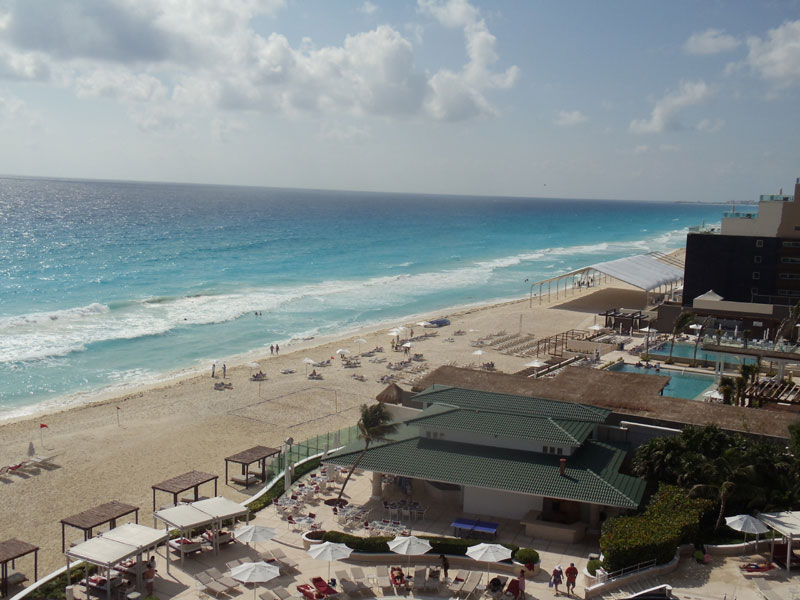 Beach view right from the rooms at Sandos Cancun