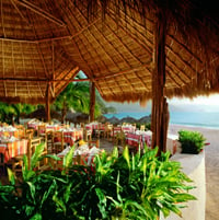 Your family can dine right along the sea at Dreams Puerto Vallarta